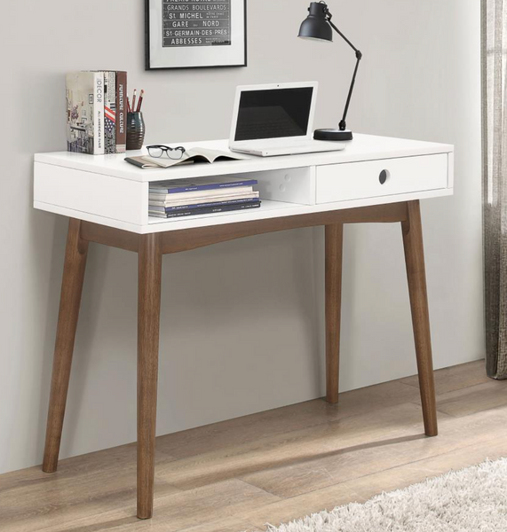 Lori Desk