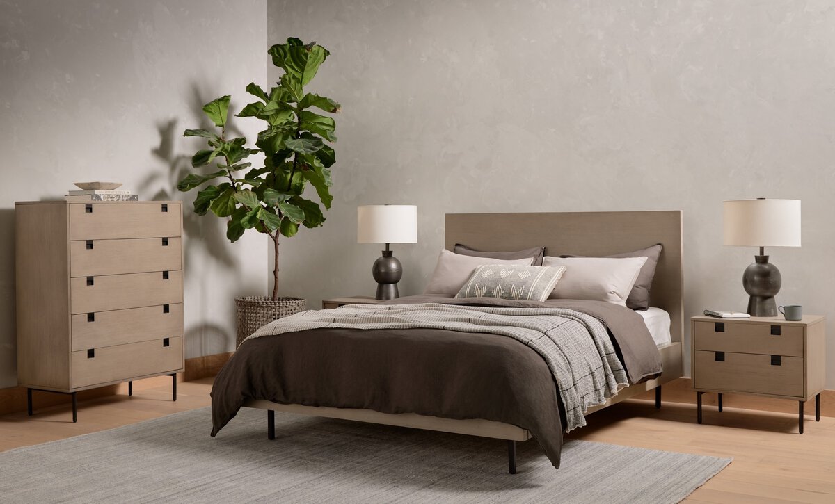 Kelia Table Lamp