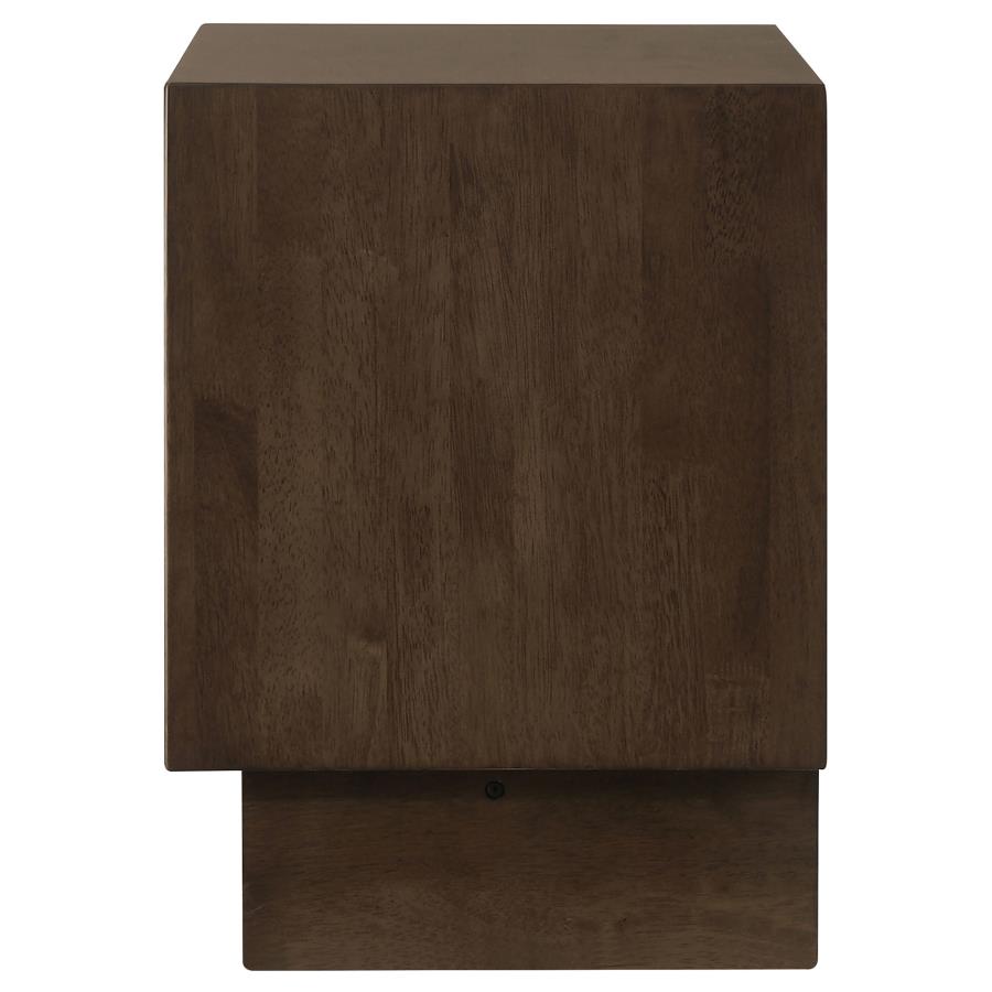 Ribeiro Nightstand