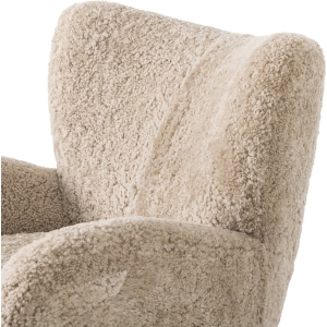 Elands-Lounge-Chair