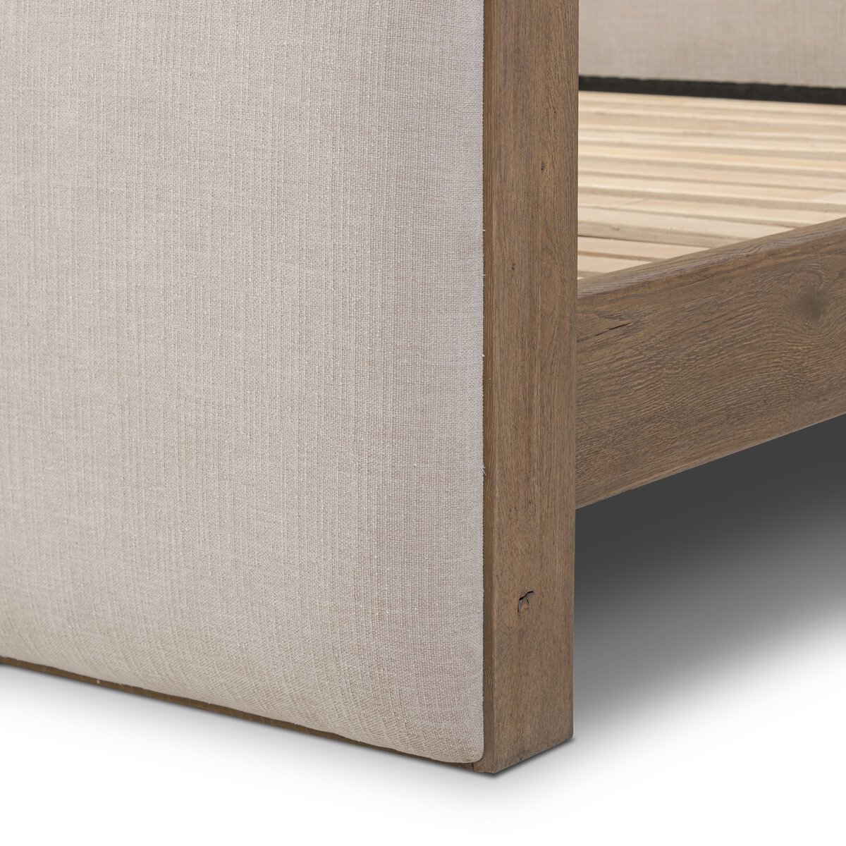 Keramas Bed