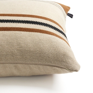 Tofo Throw Pillow