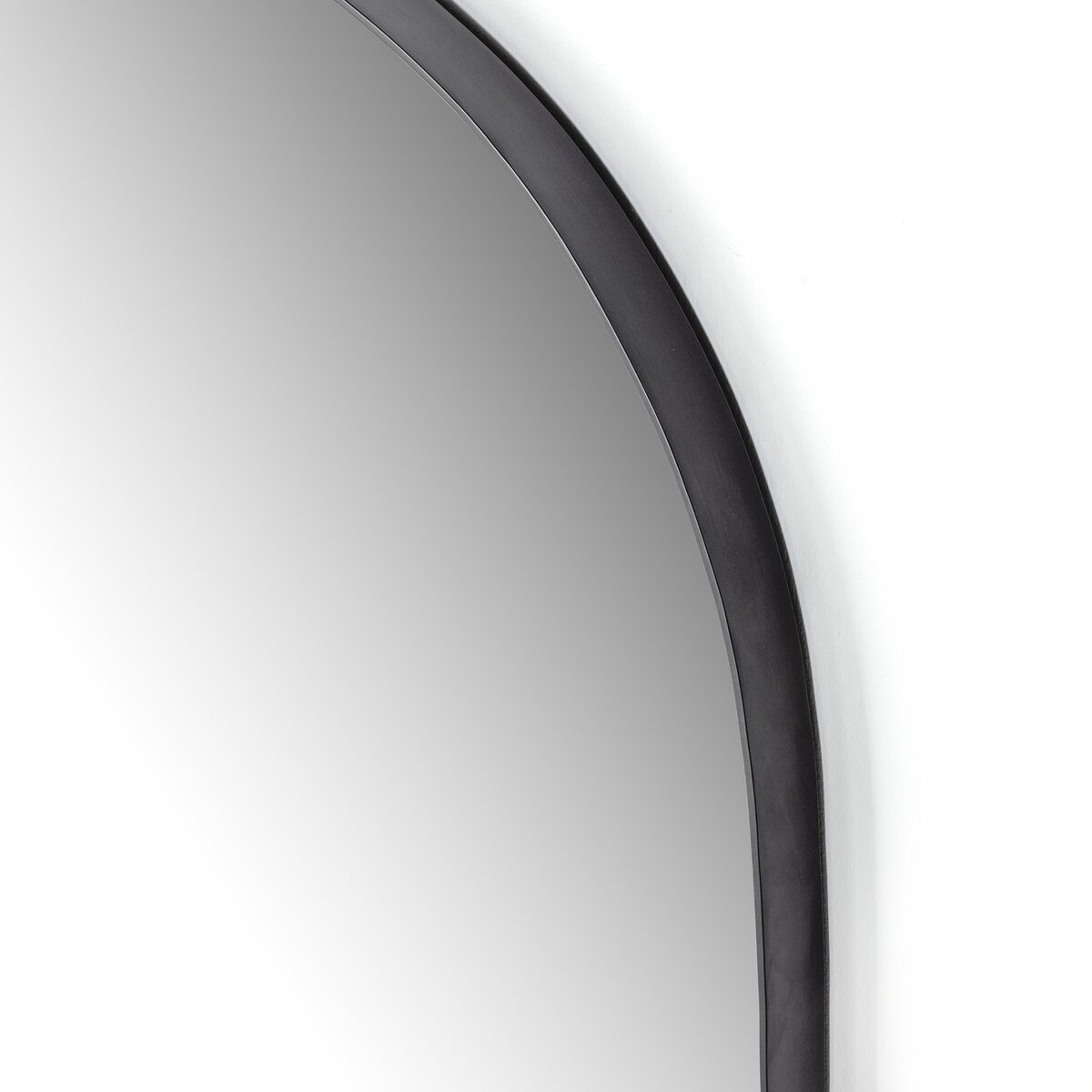 Giovanni Mirror